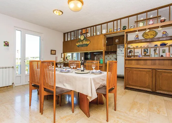 Holiday home Awesome In With Wifi
