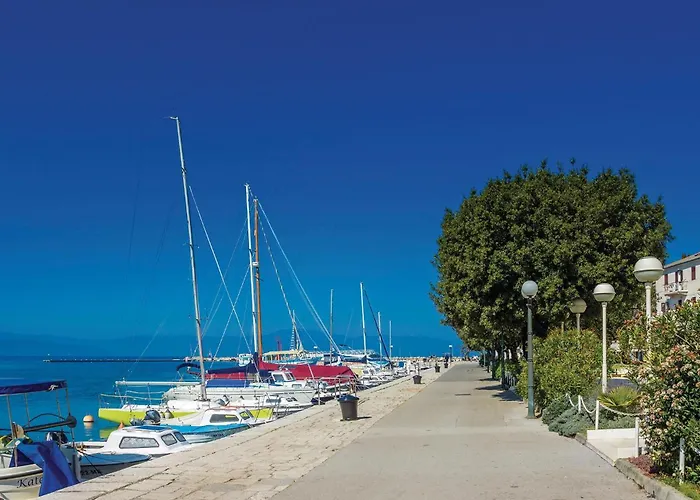 Awesome In With Wifi Holiday home Malinska