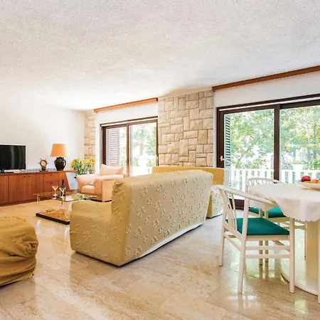 Awesome In With Wifi Holiday home Malinska
