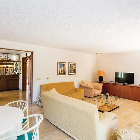 Awesome In With Wifi Holiday home Malinska