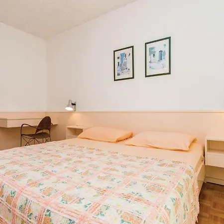 Awesome In With Wifi Holiday home