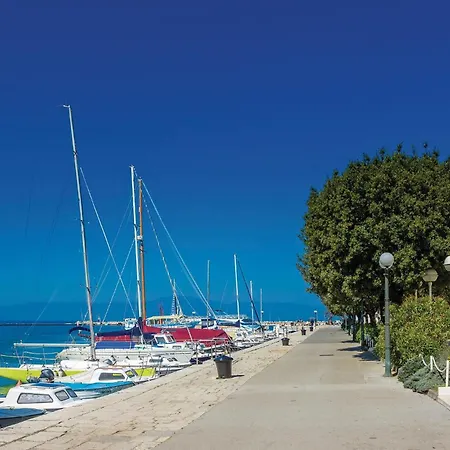 Awesome In With Wifi Holiday home Malinska