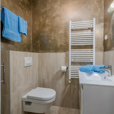 Awesome In With Wifi Holiday home