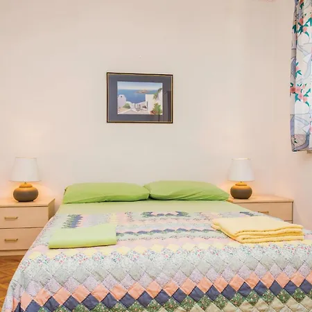 Awesome In With Wifi Holiday home